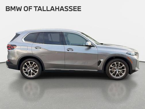 Skyscraper Grey Metallic 2025 BMW X5 xDrive40i