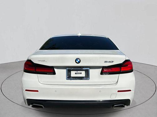2021 BMW 540 540i