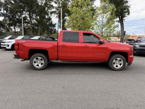 2017 Chevrolet Silverado 1500 2LT