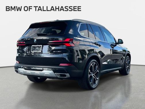 Black Sapphire Metallic 2024 BMW X5 xDrive40i