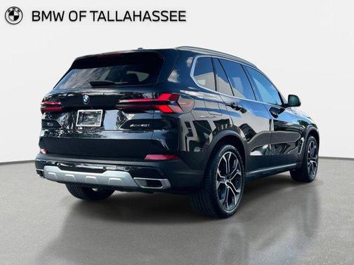 Black Sapphire Metallic 2024 BMW X5 xDrive40i