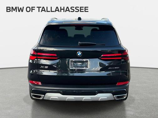 Black Sapphire Metallic 2024 BMW X5 xDrive40i