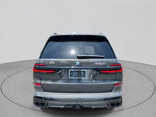 2026 BMW X7 M60i