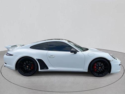 2015 Porsche 911 Carrera 4S