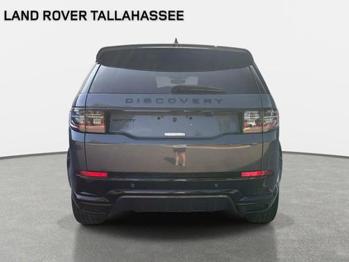 Varesine Blue Metallic 2025 Land Rover Discovery Sport Dynamic SE