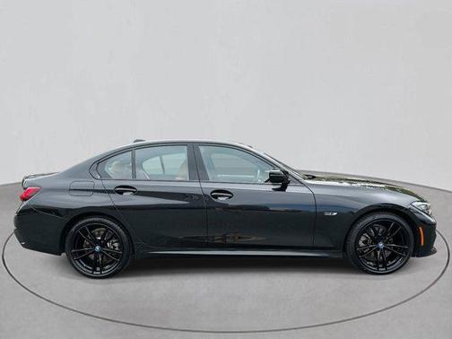 2022 BMW 330e Base