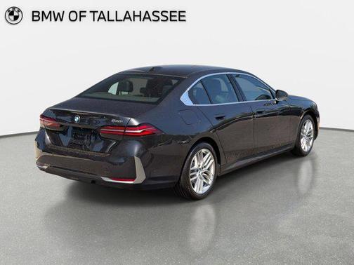 Dark Graphite Metallic 2025 BMW 530 530i