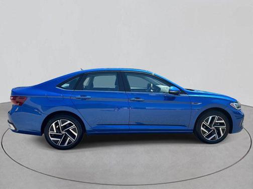 2022 Volkswagen Jetta 1.5T SEL