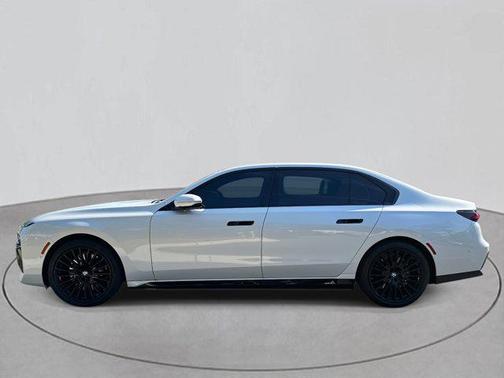 2025 BMW i7 xDrive60