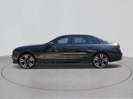 2024 BMW 760 i xDrive