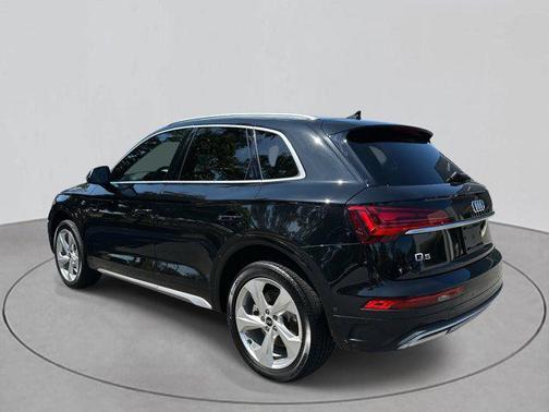 2021 Audi Q5 45 Prestige