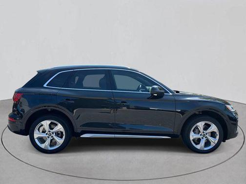 2021 Audi Q5 45 Prestige