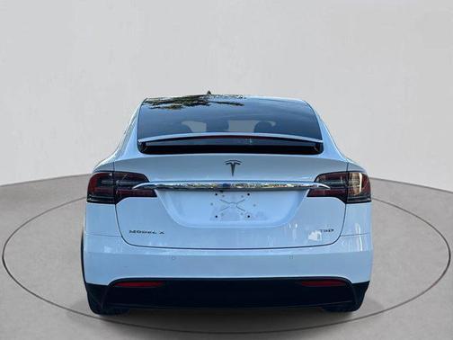 2017 Tesla Model X 75D