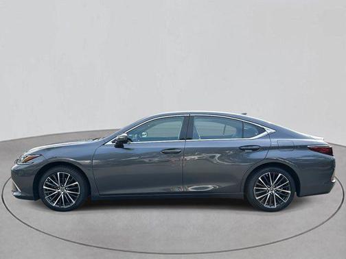 2022 Lexus ES 350 Base