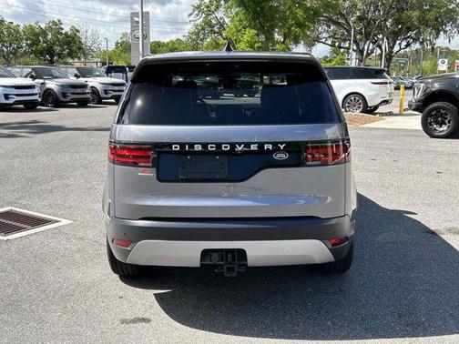 2023 Land Rover Discovery P300 S