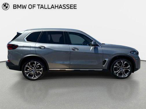 Skyscraper Grey Metallic 2024 BMW X5 xDrive40i