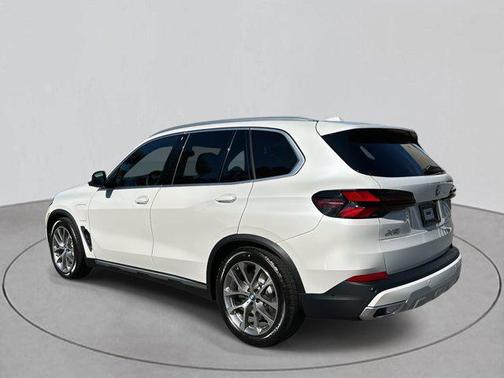 2026 BMW X5 PHEV xDrive50e