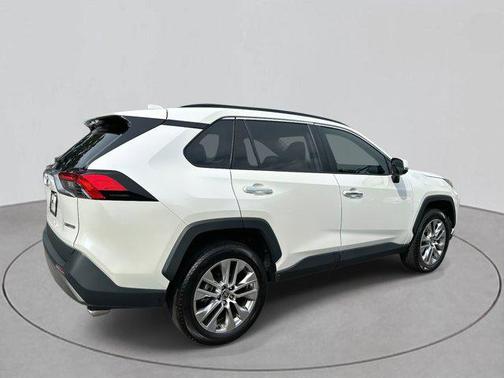 2022 Toyota RAV4 Limited