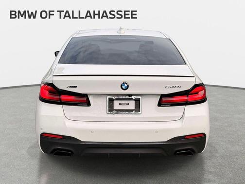Alpine White 2023 BMW 540 i xDrive