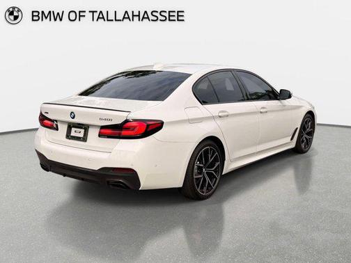 Alpine White 2023 BMW 540 i xDrive
