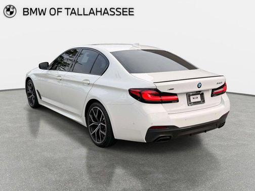 Alpine White 2023 BMW 540 i xDrive