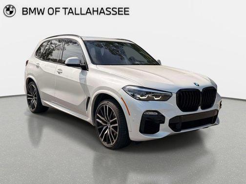 Mineral White Metallic 2021 BMW X5 sDrive40i