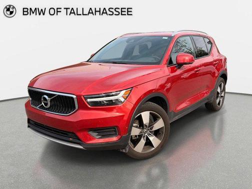 Fusion Red Metallic 2019 Volvo XC40 T5 Momentum