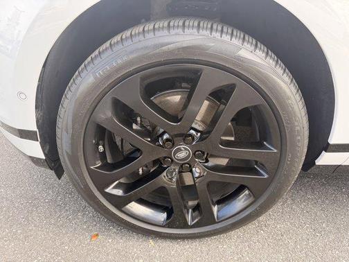 2026 Land Rover Range Rover Evoque Dynamic SE