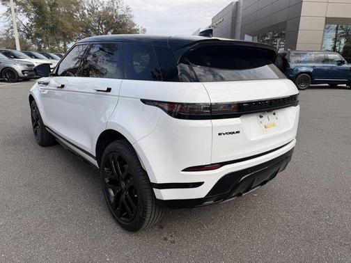 2026 Land Rover Range Rover Evoque Dynamic SE