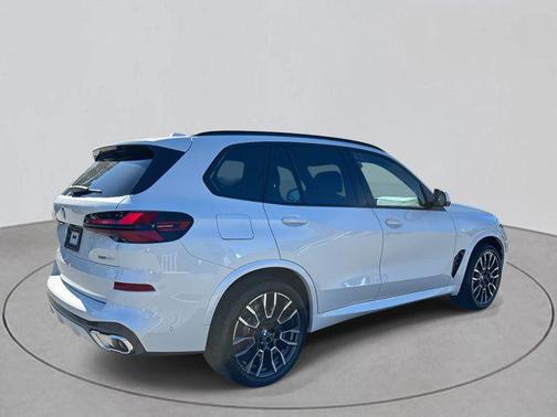 2024 BMW X3 M40i