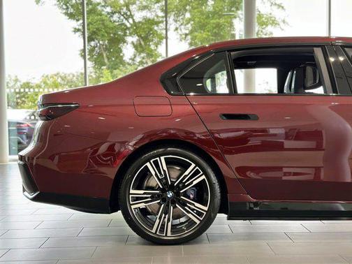 2025 BMW i7 eDrive50