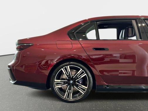 2025 BMW i7 eDrive50