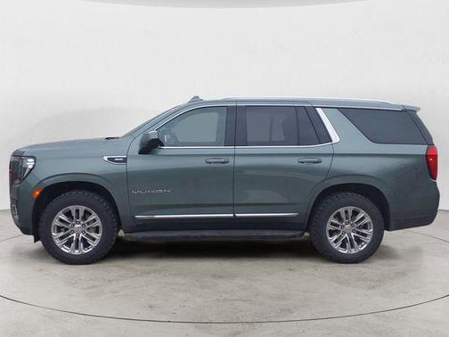 Pine 2024 GMC Yukon SLT