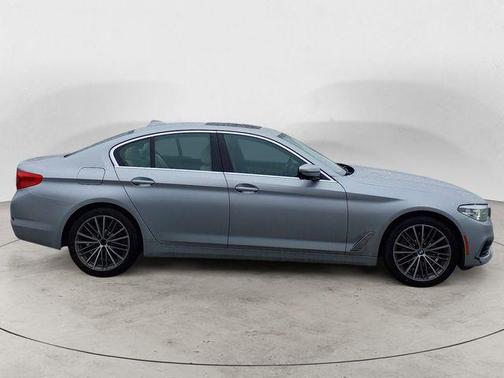 Glacier Silver Metallic 2020 BMW 530 530i
