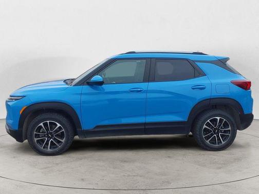 Fountain Blue 2024 Chevrolet Trailblazer LT