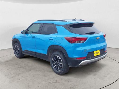 Fountain Blue 2024 Chevrolet Trailblazer LT