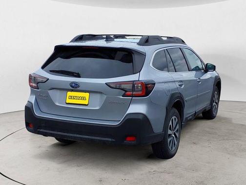 Ice Silver Metallic 2025 Subaru Outback Premium