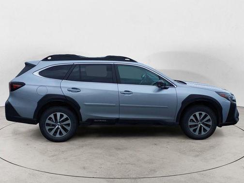 Ice Silver Metallic 2025 Subaru Outback Premium