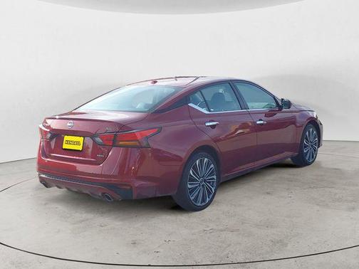 2024 Nissan Altima 2.5 SL