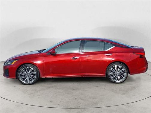 2024 Nissan Altima 2.5 SL