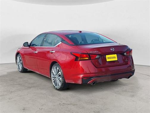 2024 Nissan Altima 2.5 SL