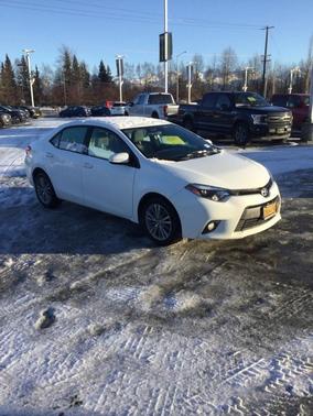 Photo 1 of 17 of 2015 Toyota Corolla LE Plus
