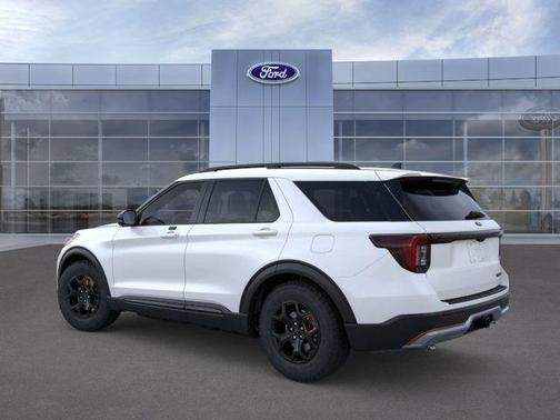 Star White Metallic Tri-Coat 2026 Ford Explorer Tremor