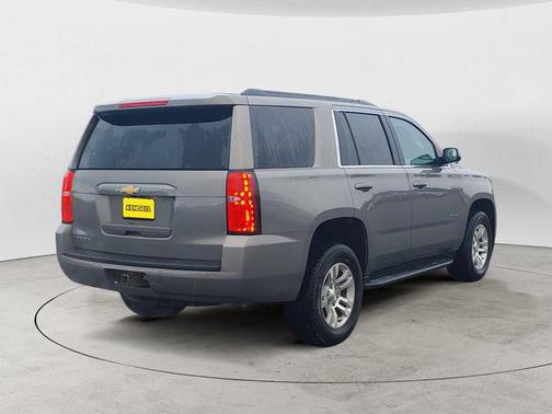 Pepperdust Metallic 2017 Chevrolet Tahoe LS