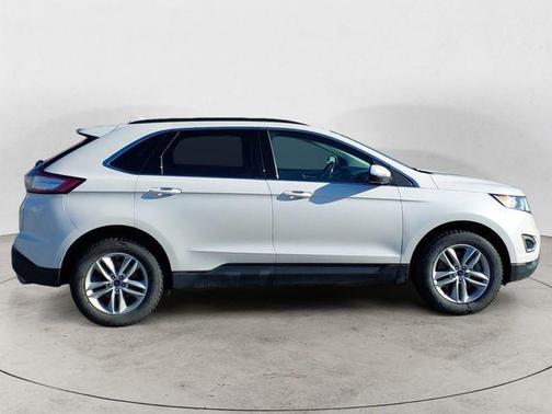 White Platinum Clearcoat Metallic 2016 Ford Edge SEL