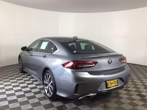 Photo 4 of 15 of 2020 Buick Regal Sportback GS