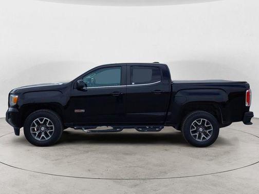 Onyx Black 2017 GMC Canyon SLE