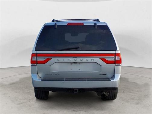 2015 Lincoln Navigator Base