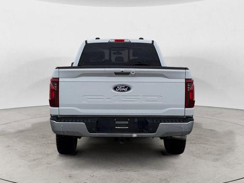 Oxford White 2024 Ford F-150 XLT