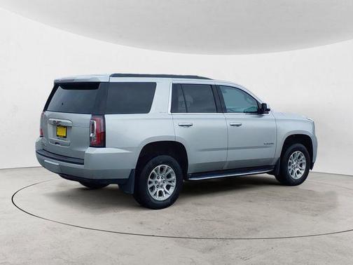 Quicksilver Metallic 2016 GMC Yukon SLE